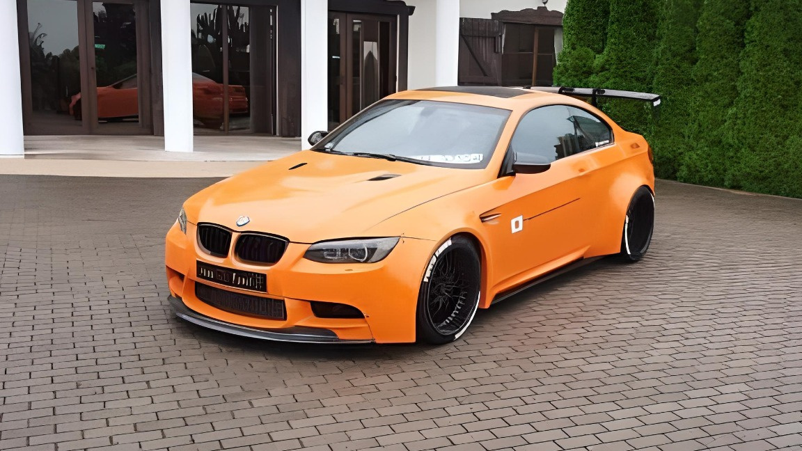 FRONT OVERFENDERS (R+L) BMW M3 E92 LIBERTY
