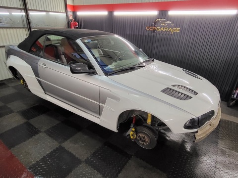 BMW E46 COUPE WYGLĄDAJĄCY JAK PANDEM SMALL BODY KIT